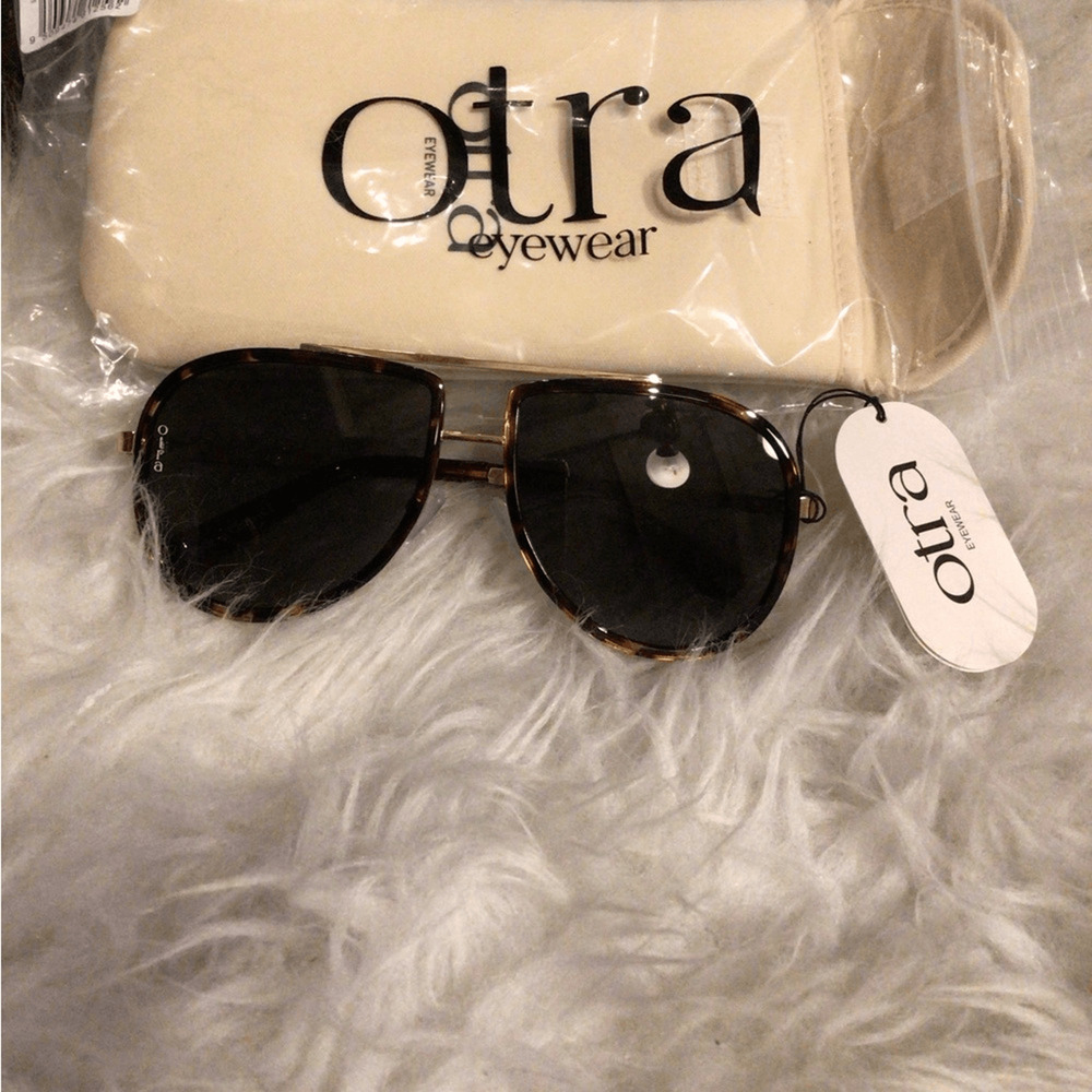 NEW! OTRA aviator black matte Stylish Black Sunglasses - Picture 4 of 6